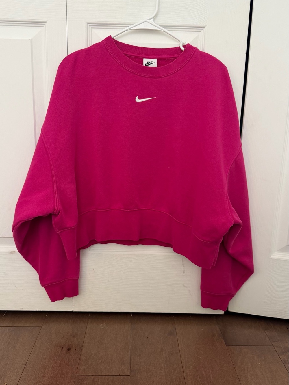 Nike Women's Fuchsia Cropped Crew Sweatshirt